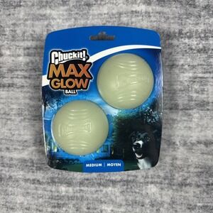 Chuckit Max Glow Ball Dog Toy, Medium (2.5 Inch Diameter) for dogs 20-60 lbs,